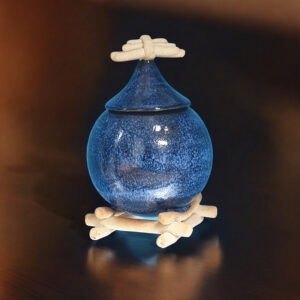 Boite Bleu de l'Aven - Cathleen Céramique - Scaër Finistère Bretagne Quimper Concarneau Boite Bleu de l'Aven - Cathleen Céramique - Scaër Finistère Bretagne Quimper Concarneau